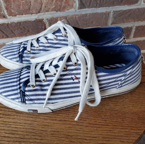 Tommy Hilfiger Blue and White Stripe Sneakers - Picture 6 of 7